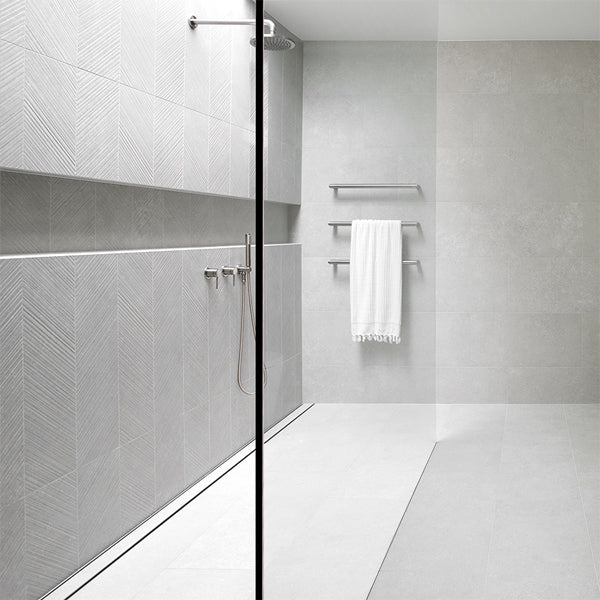 Lauxes 5600x100x26mm Slimline Tile Insert (STI) Silk Silver
